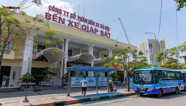 Bến xe Giáp Bát