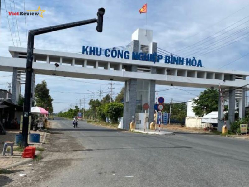 Khu công nghiệp hòa bình
