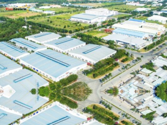 Chế độ đãi ngộ và phúc lợi cho người lao động
