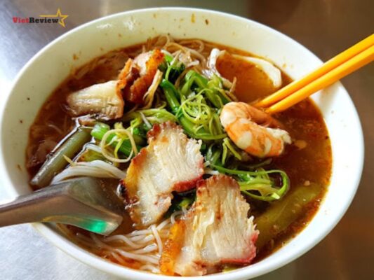 Quán Ăn Bún Cá Út Ơi