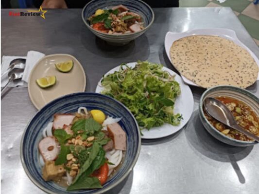 Cây Trâm – Mì Quảng & Phở