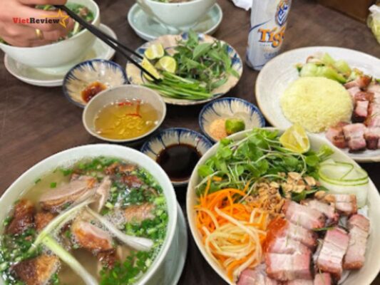 Nhà Hàng Việt Nam Com Linh - Hội An